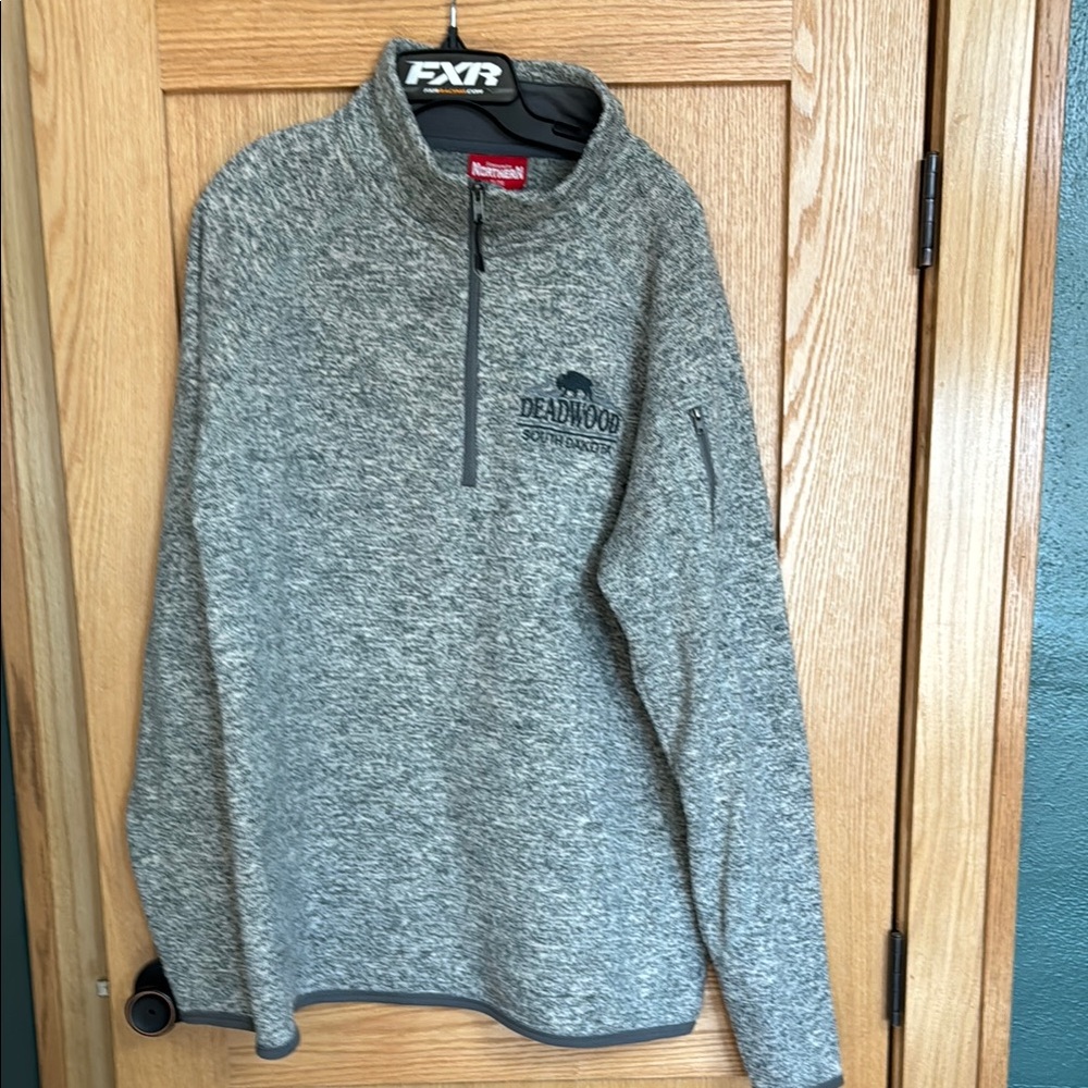 Men’s Deadwood Pullover